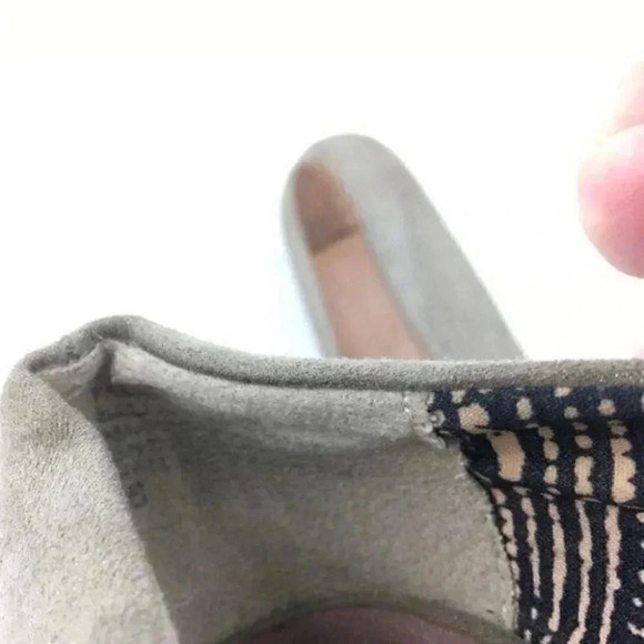 Crown Vintage Wedge Flats 6 Faux Suede Pointy Toe - Picture 9 of 9